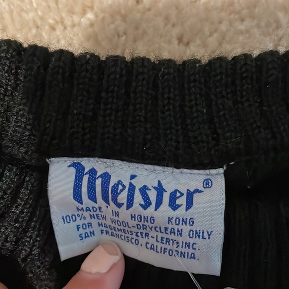 Vintage Sweater - Picture 4 of 4